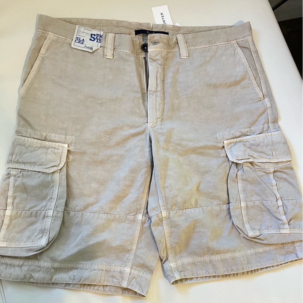 Incotex washed cotton and linen blend cargo shorts